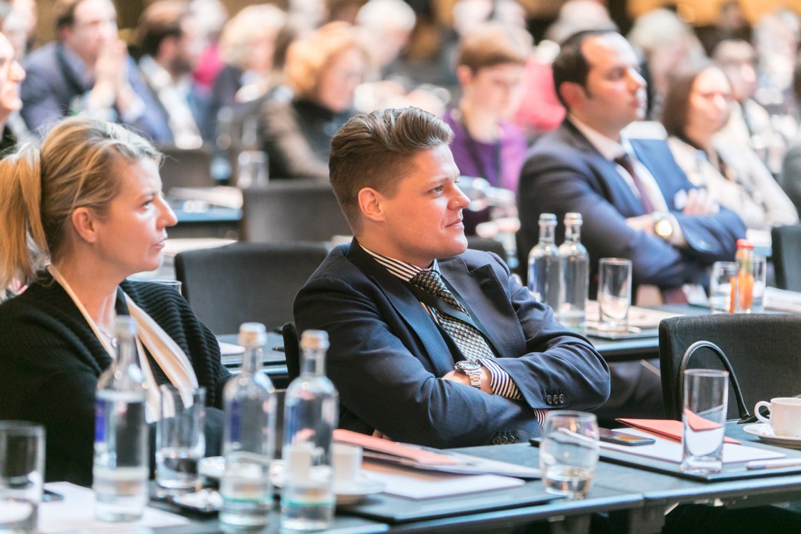 Das Auditorium, vorne Frau Dr. Breyer und PD Dr. Dirisamer, einer der Referenten.