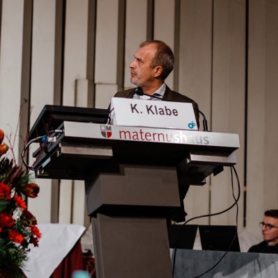 Dr. Klabe trägt in Köln zum Thema Glaukomtherapie vor