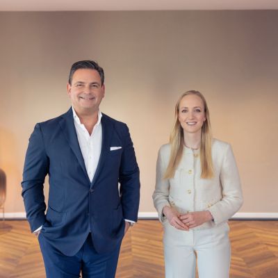 Dr. Breyer und seine Oberärztin Dr. Artz