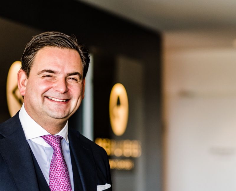 Vortrag von Dr. Breyer über seine Erfahrungen mit dem VISUMAX 800