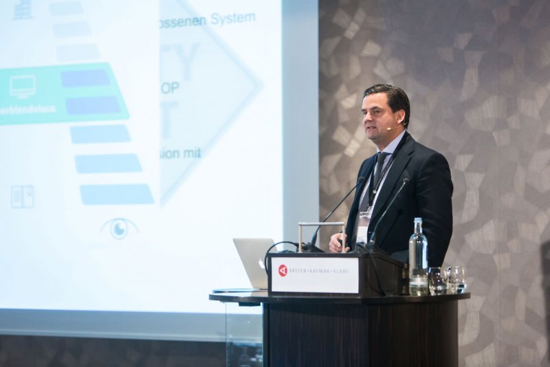 Vorträge und Falldiskussionen für Augenärzte